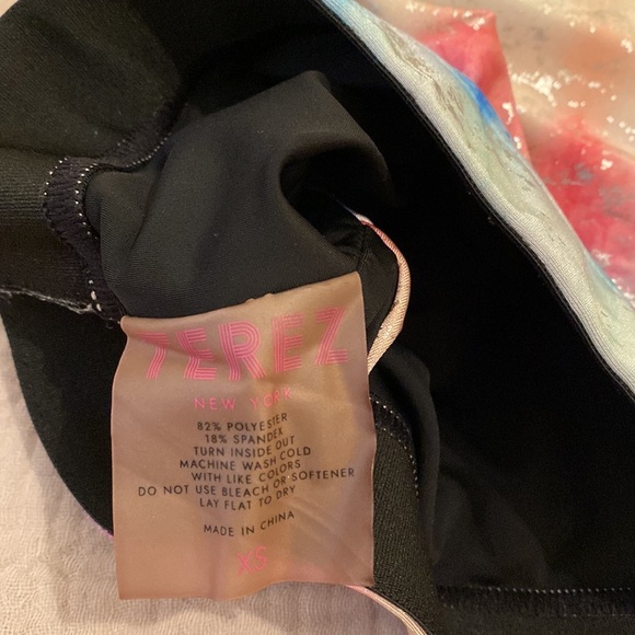 Terez Vibrant Sports Bra Trio. Size Xs - S - Picture 9 of 10